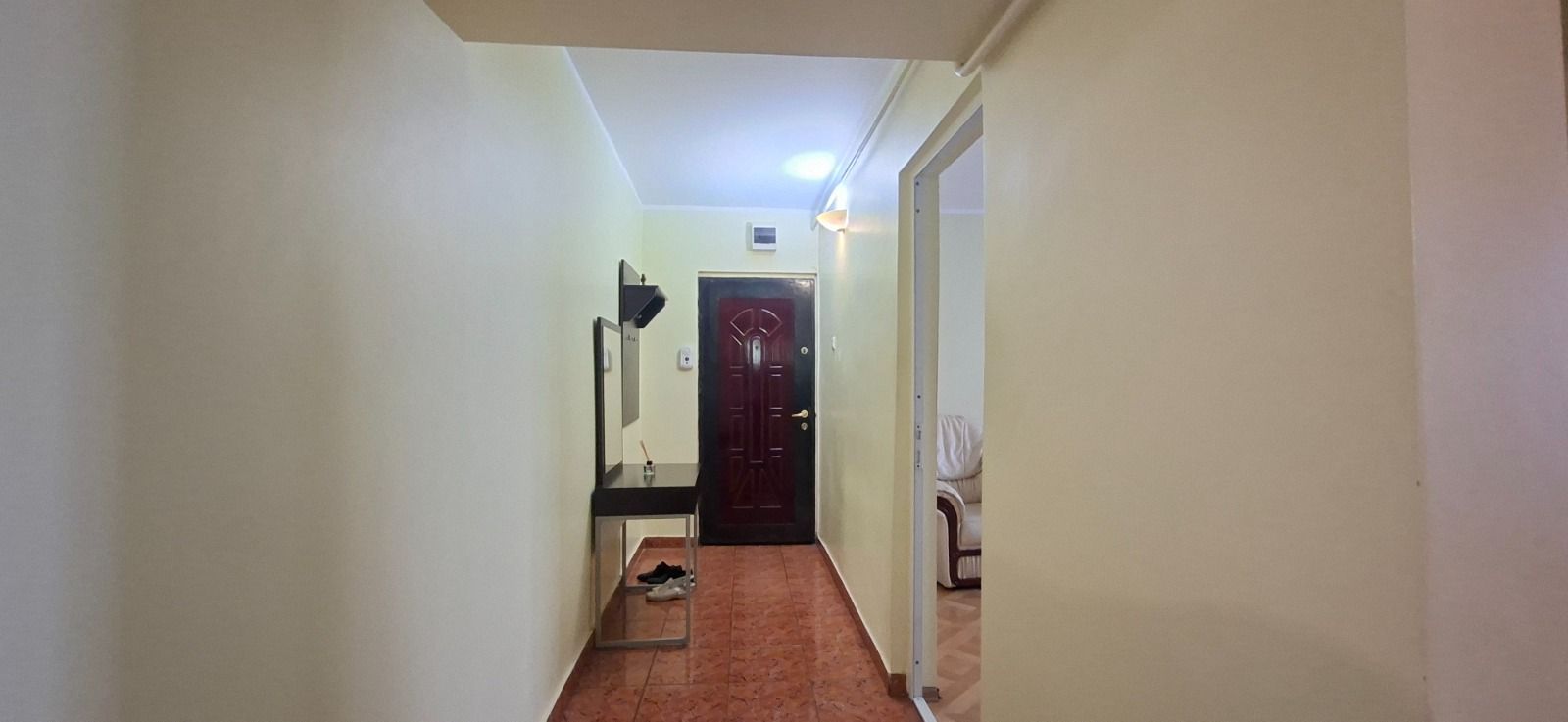 De inchiriat apartament cu 2 camere Micro 14, etaj 1, 350 euro - Poză 10