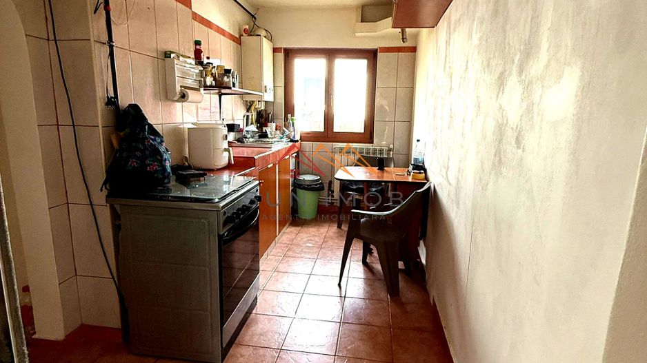 Casă P+1E cu teren generos de 697 mp, zona foarte buna Campina, PH - Poză 13