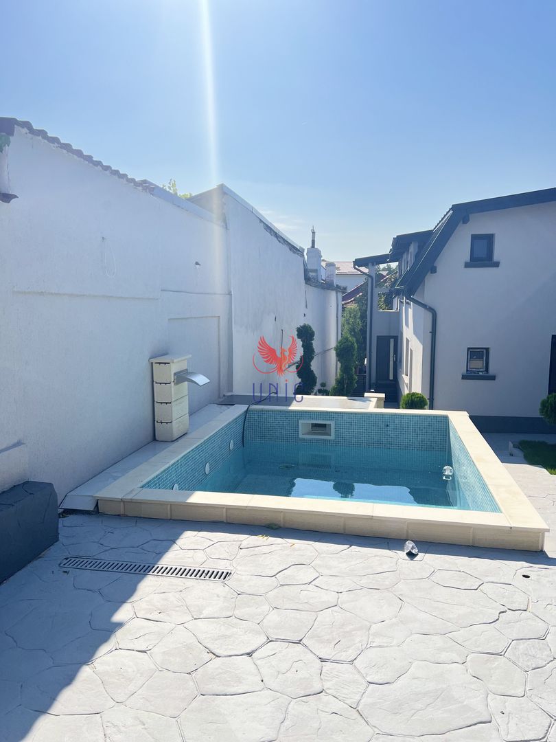 Vila superba cu piscina, zona ultracentrala - Poză 13