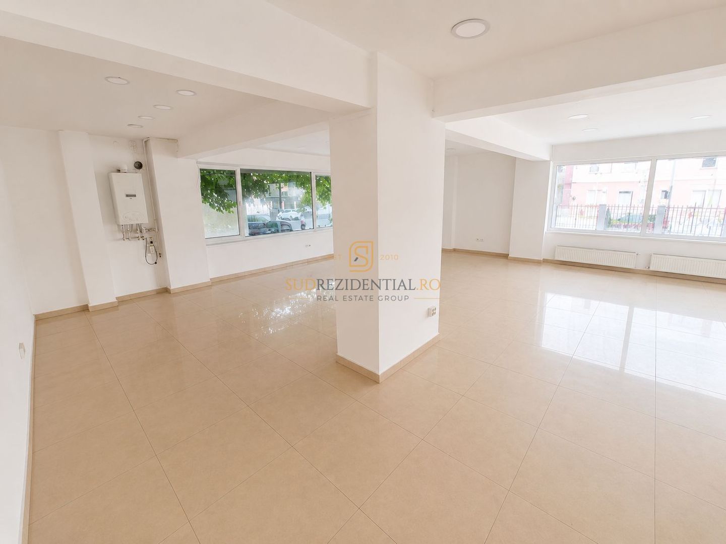 Spatiu comercial de inchiriat, 76 mp, vitrina stradala, Drumul Fermei - Poză 3