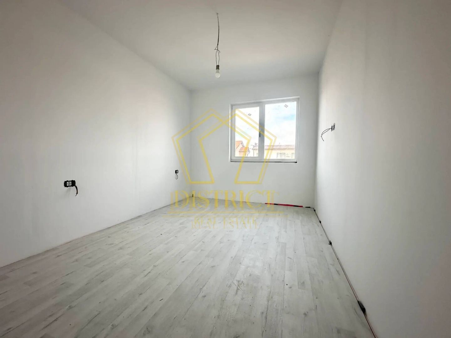 Duplex spatios cu 4 camere si 3 bai | Predare la cheie | Covaci - Poză 5