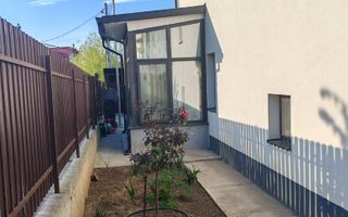 Vilă 4 camere, 2 băi, teren 488 mp, asfalt, canalizare – Bârnova - Poză 4