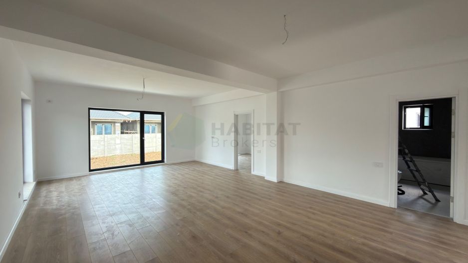 Casa 4 camere pe parter-Tunari | Teren 400 mp - Poză 18