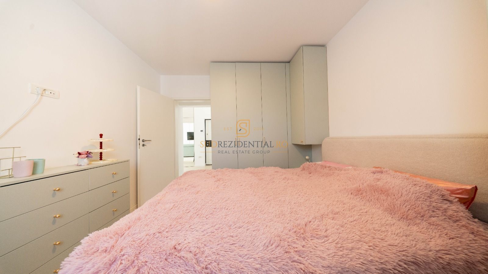 Apartament 2 camere, mobilat si utilat, acces rapid metrou Berceni - Poză 13