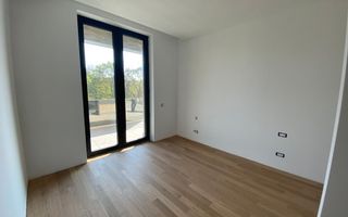 Apartament  Exclusivist de 4 camere spațios și luminos - Poză 12