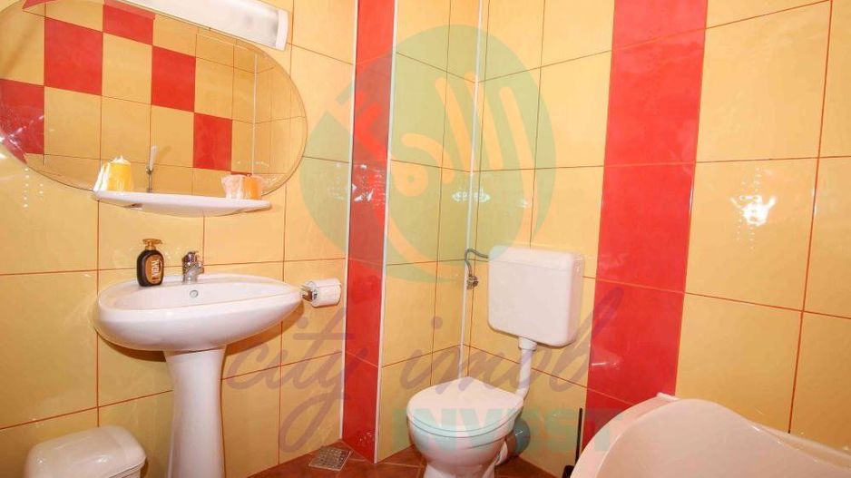 Vila cu 24 de camere cu priveliste superba ideal investitie in PREDEAL - Poză 34