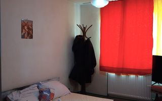 Casa 60 mp+terasa 30 mp-teren 700 mp-garaj-panouri solare-Livezile - Poză 4