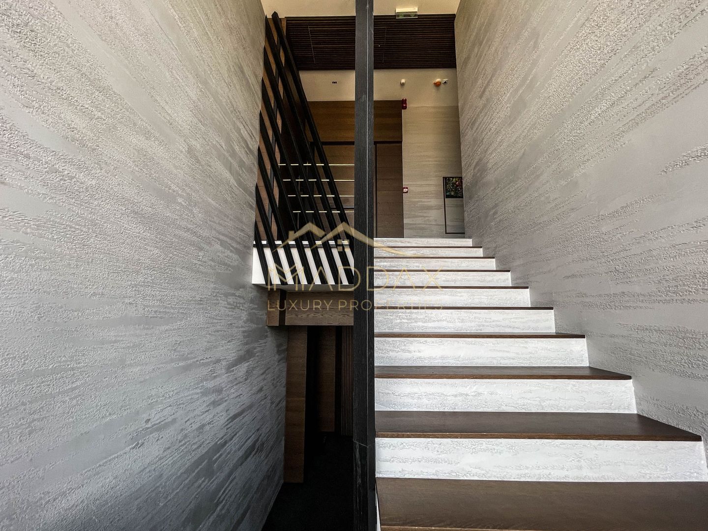 Incredible Penthouse *433 SQM* + 160 SQM Terrace // Baneasa - Poză 62