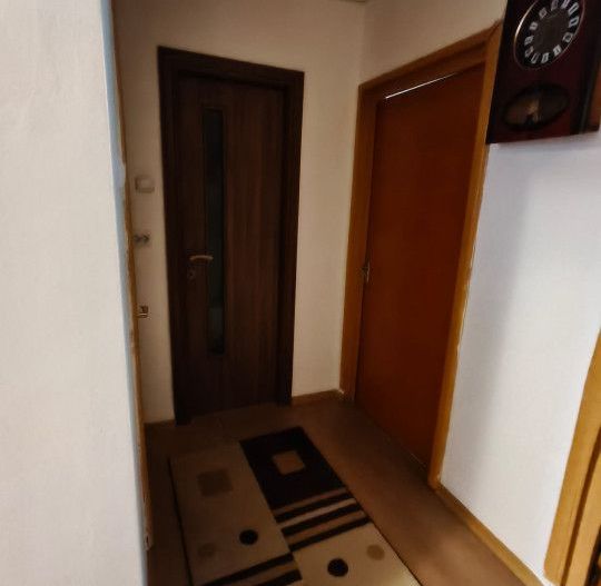 Apartament 3 camere situat în centrul orașului Târgu Jiu, pe pietonală - Poză 15