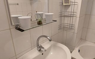 APARTAMENT 2 CAM PACURARI IN SPATE LA PETROM 360 EURO - Poză 9