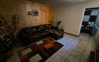 VIILE NOI - casa cu o curte generoasa disponibila imediat - Poză 3