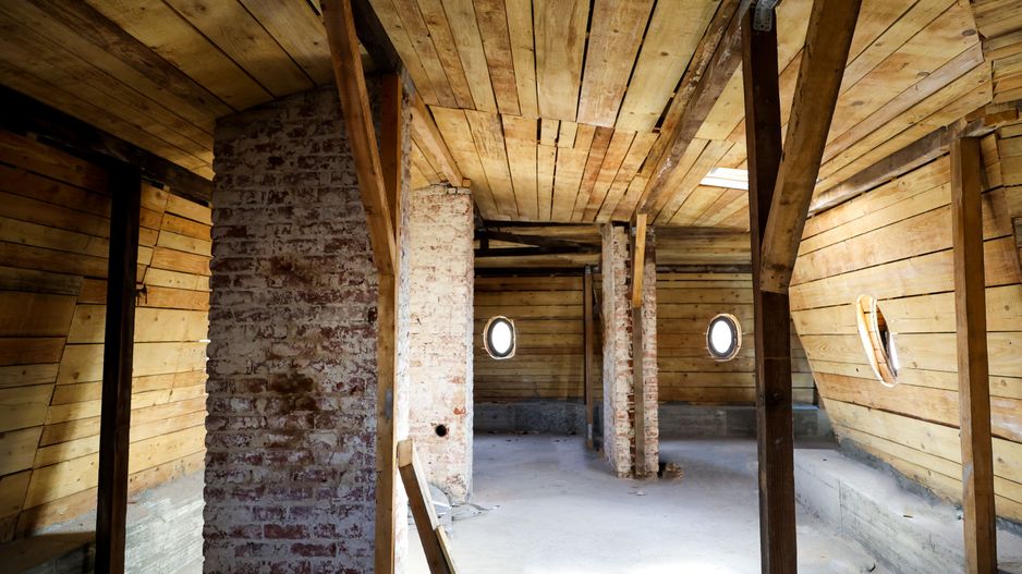 O BIJUTERIE ARHITECTURALA IN CENTRUL BUCURESTIULUI - Poză 16