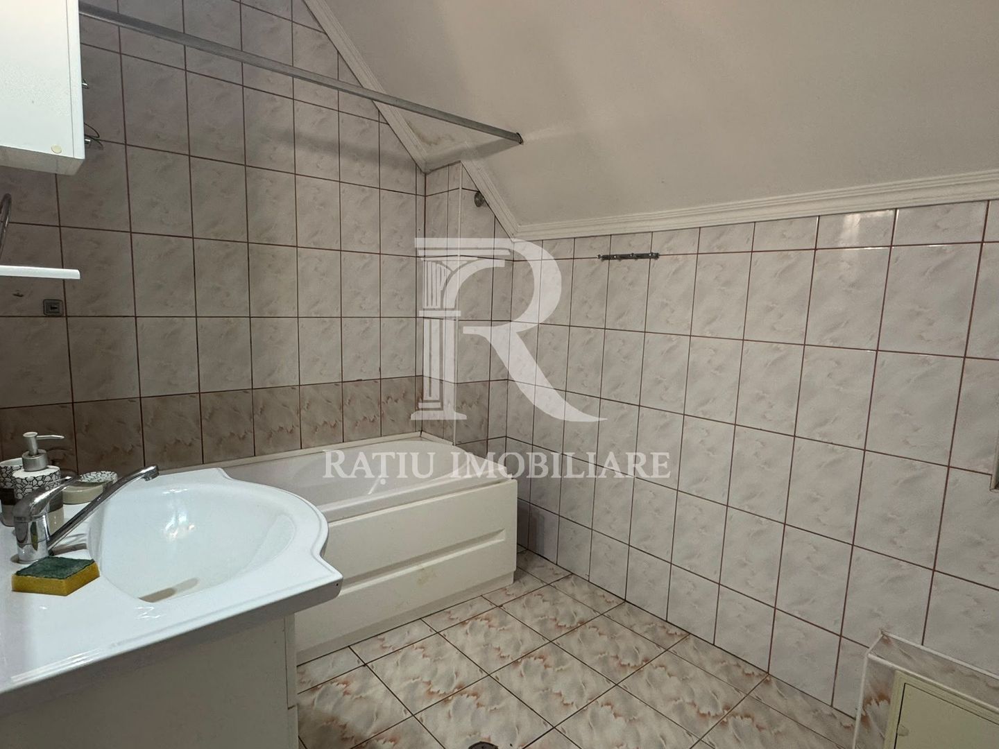 De inchiriat | Spatiu de Birou | Zona centrala Oradea - Poză 4