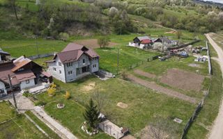 Casă 320 mp utili + 1143 mp teren, la roșu, Gura Humorului - Poză 2