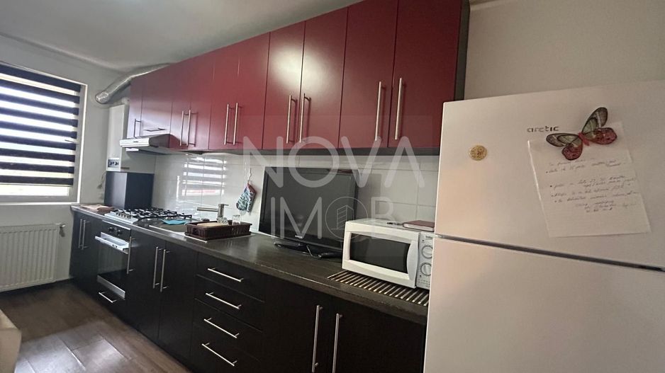 Garsoniera 45 mp cu balcon, mobilata, utilata - zona Lazaret - Poză 4
