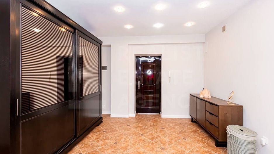 Chirie, apartament, 2 camere, strada  Mihai Eminescu, Centru - Poză 10