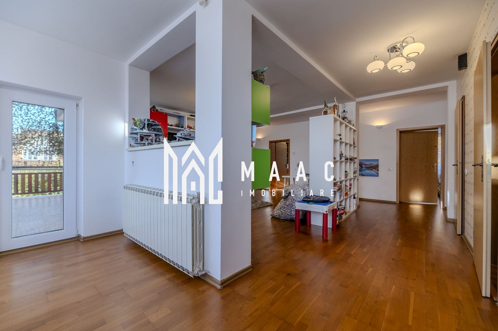 Casa superba cu iesire la parcul Sub Arini 608 mp teren - Poză 13