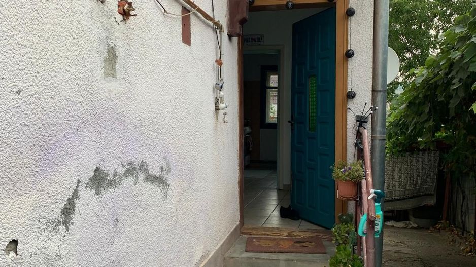 Casa 110 mp cu posibilitae de mansardare si curte cu potential - 7 strazi Gruia - Poză 10