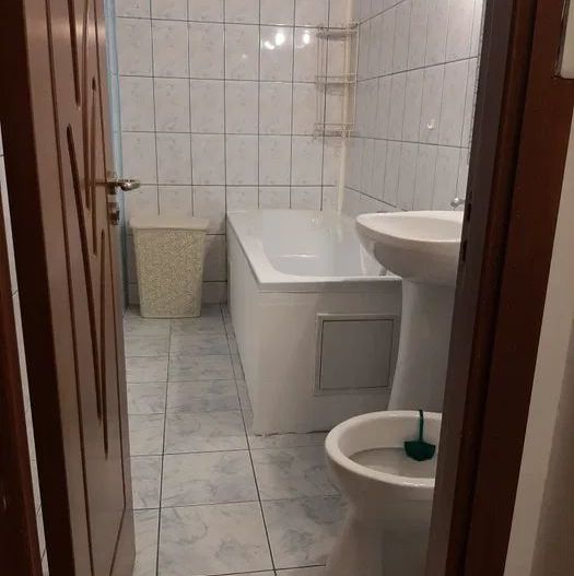 Inchiriere 2 Camere Vitan Mall - Poză 3