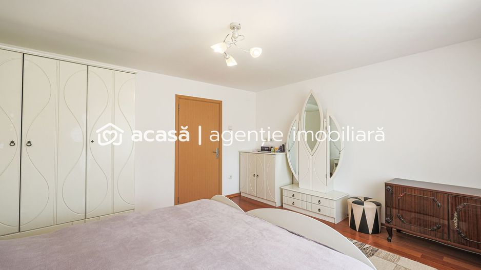 Preț redus! Casă în localitatea Turnu - Poză 1