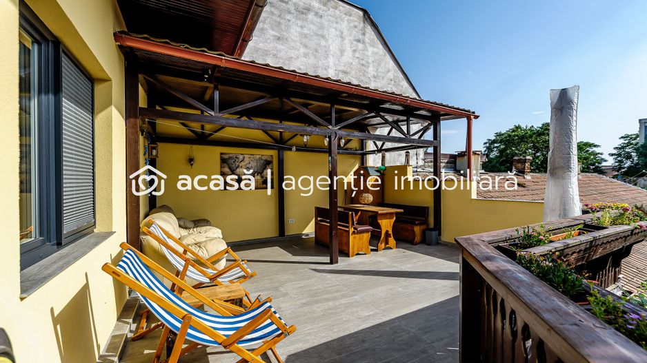 Apartament cu 3 camere ultracentral cu garaj - Poză 8