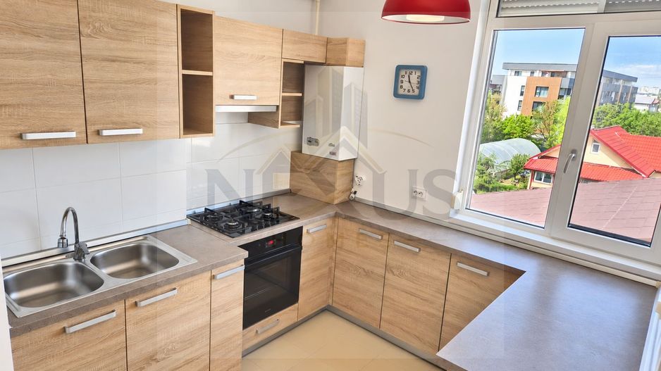 Apartament 3 camere semidecomandat mobilat - Poză 3