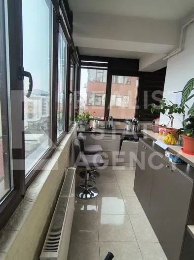 Vânzare, apartament cu 3 camere în zona Militari Residence - Poză 3