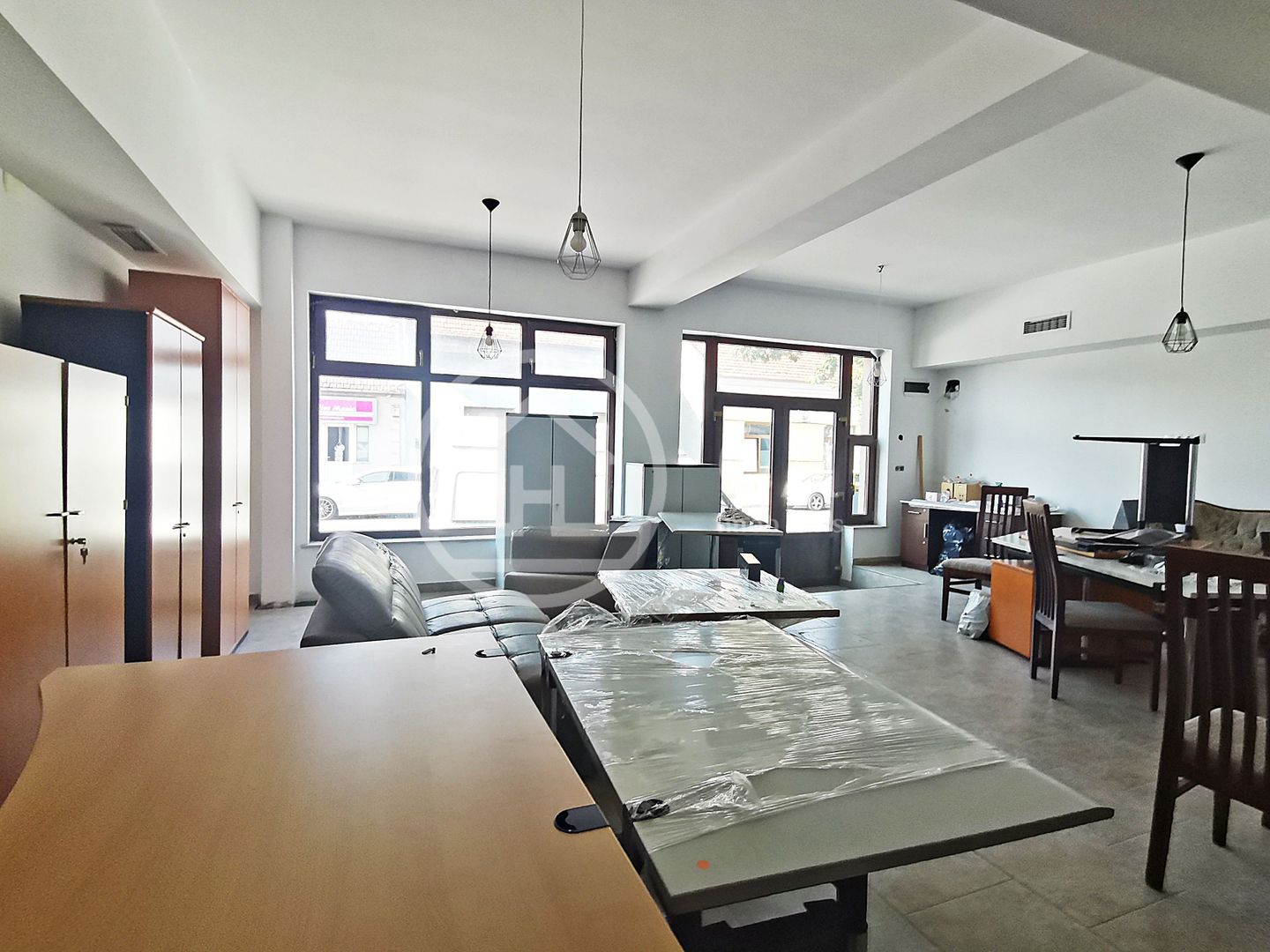 Casa de închiriat cu 7 camere în zona Dimitrie Cantemir, Oradea - Poză 9