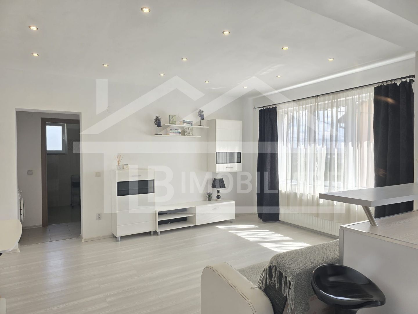 Apartament cu 2 camere, 50mp, Zona Unirii - Poză 2