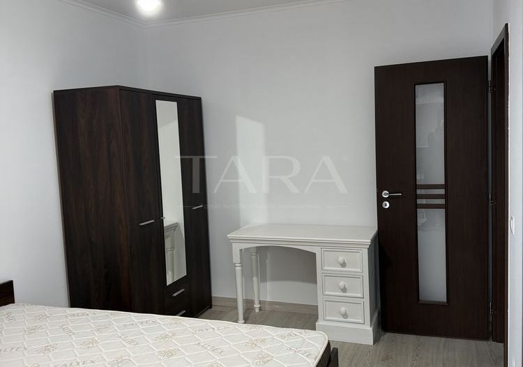 Apartament renovat recent și parcare proprie, zona Florilor. - Poză 5