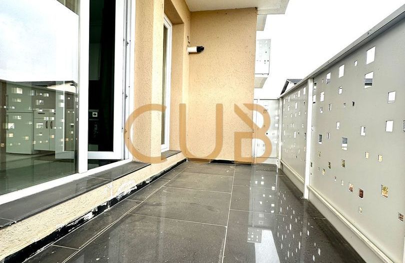 Ap 2 cam | bloc nou, lift, parcare | Giroc - Hotel IQ - Poză 2