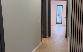 Lux si confort Apartament cu 200 mp de curte - Poză 7