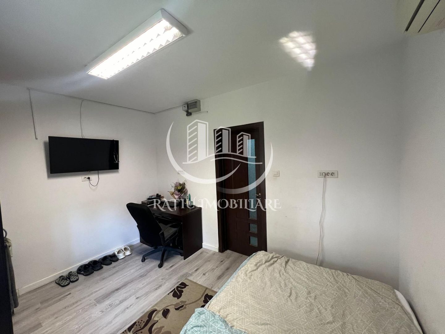 Apartament cu 4 camere | Zona Centrala | General Magheru | Oradea - Poză 11