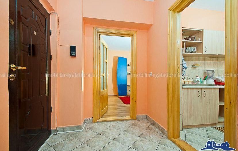 De inchiriat apartament cu 2 camere, Piata Centrala, 370 euro - Poză 7