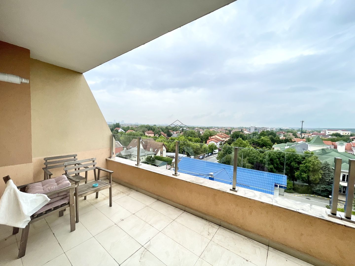 PENTHOUSE CU 3 CAMERE LA VANZARE IN COMPLEX BOUTIQUE - Poză 11