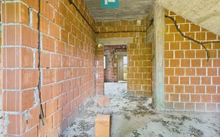 Casă la roșu, P+1, în localitatea Beliu, Arad - Poză 3