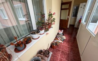 Apartament 3 camere, etaj 2 - Cugir - Poză 10