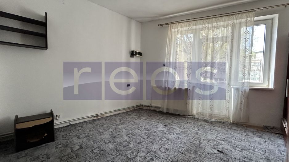 VANZARE CASA + TEREN | ZONA PIATA MATACHE - Poză 3