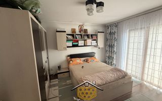 Casa Spatioasa in Cartierul Lapus – Confort, Liniste si Spatiu Generos - Poză 13