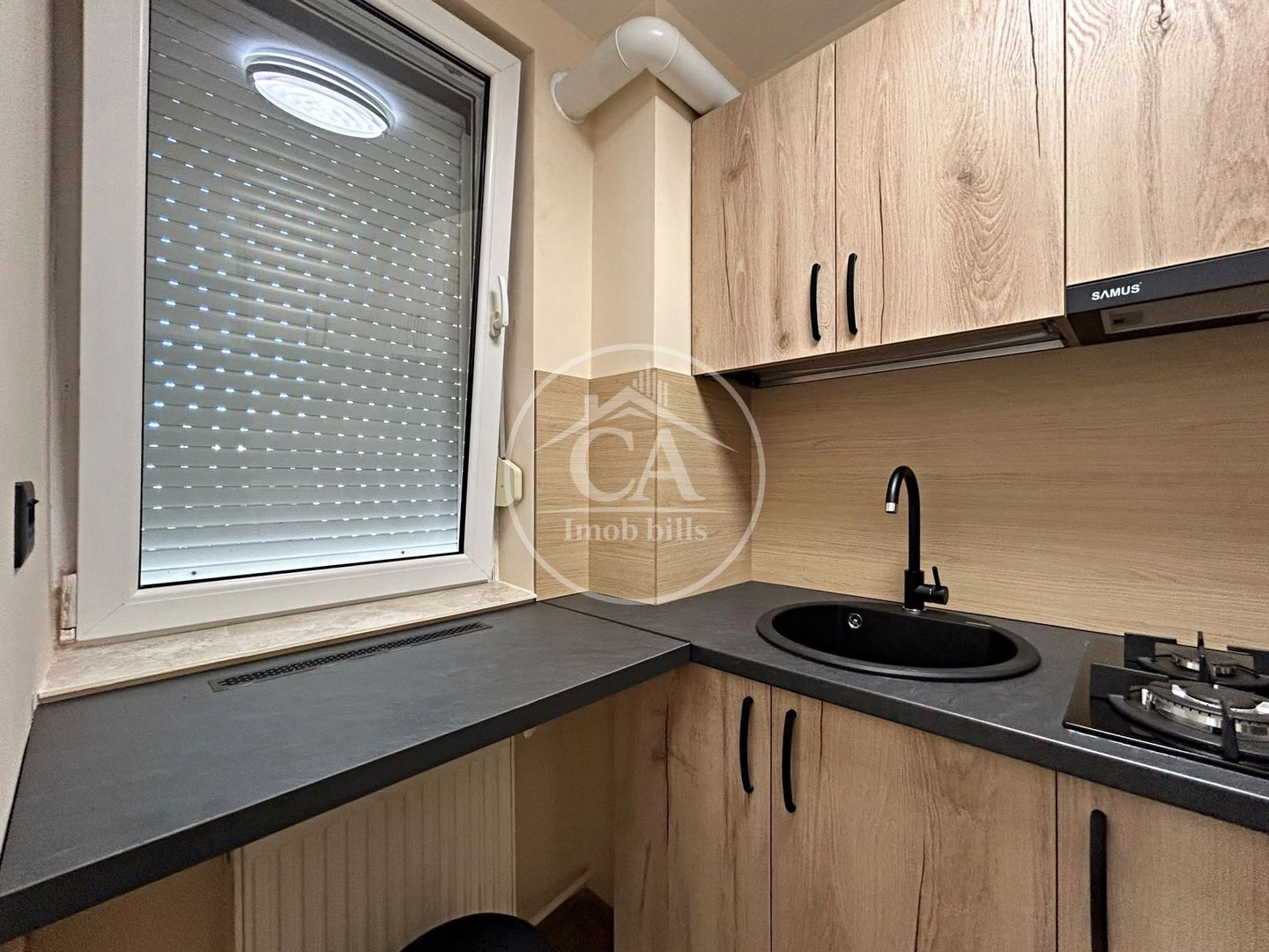 Apartament de vanzare cu 1 camera in zona Rogerius, Oradea - Poză 3