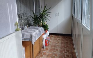 Apartament cu 2 camere, zona centrala Eroilor, în Florești. - Poză 8
