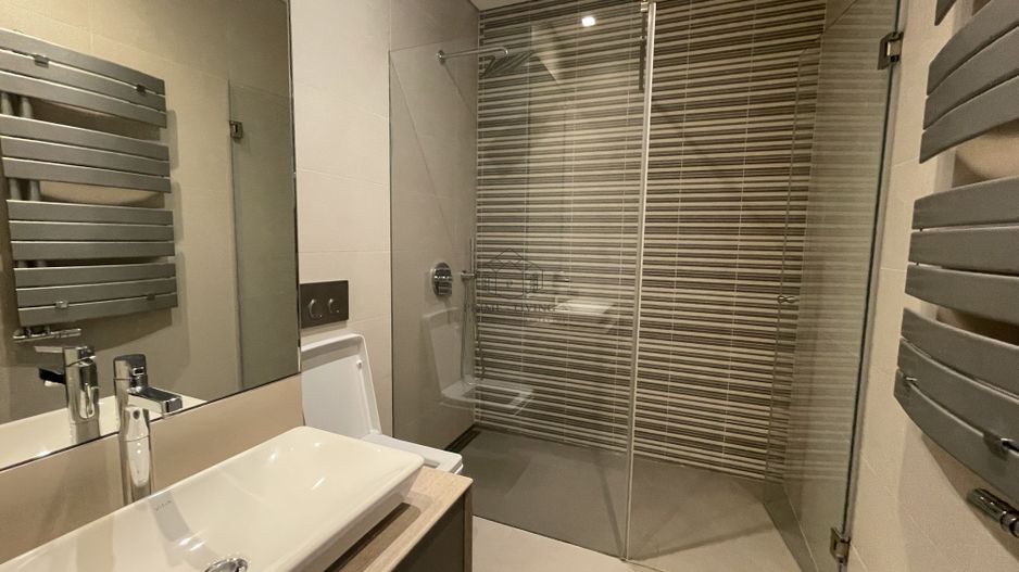 APARTAMENT SPATIOS DE LUX CU 4 DORMITOARE LA INCHIRIERE IN PRIMAVERII - Poză 5