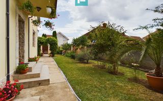 Vilă cu 3 dormitoare în Zimandu Nou - Poză 17