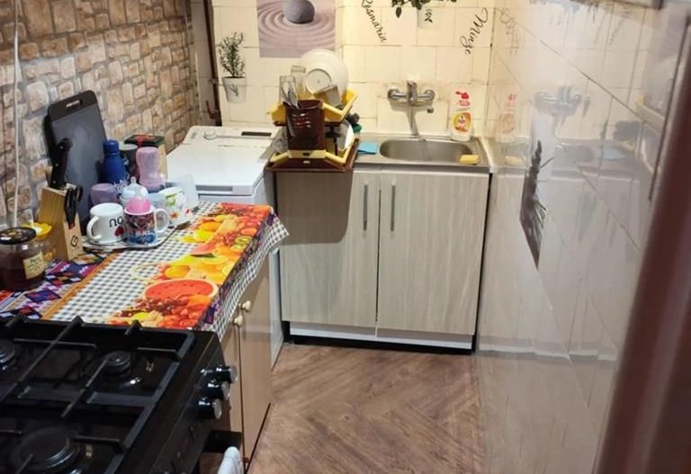 Apartament 2 camere zona Sinaia - Poză 1