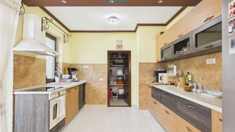 Vilă unică în Șiria | 160 mp utili | Teren 945 mp - Poză 9