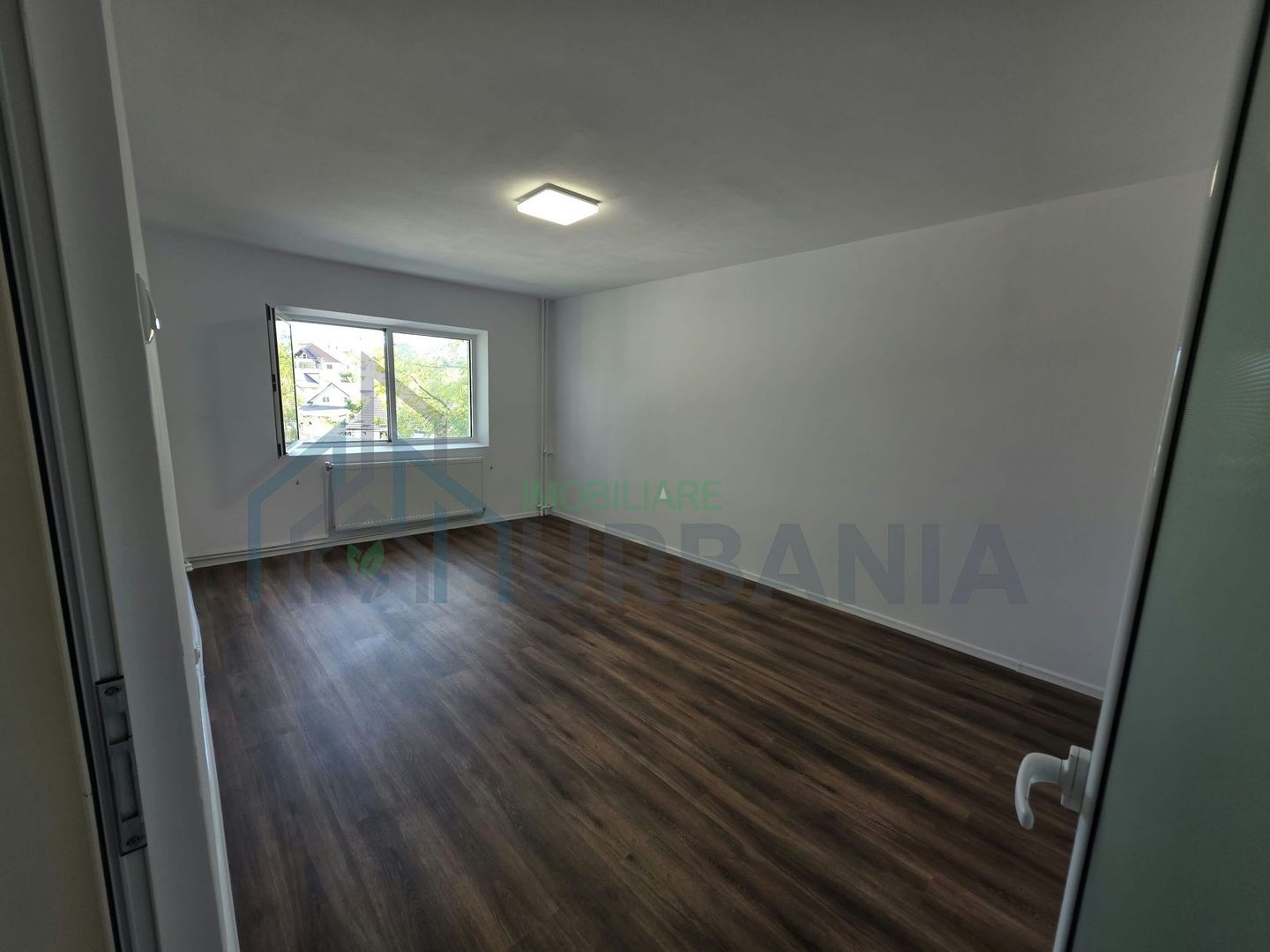 Apartament 2 camere, 57,18 mp, Dancu, etaj 2/4, decomandat, renovat recent - Poză 1