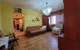 De Vânzare apartament 3 camere Micro 16 - Poză 5