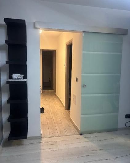 Apartament 3 camere de închiriat Apărătorii Patriei - Poză 7