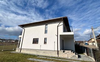 Duplex 4 camere I Acces auto - Curte 370 mp I Cisnădie - Poză 3