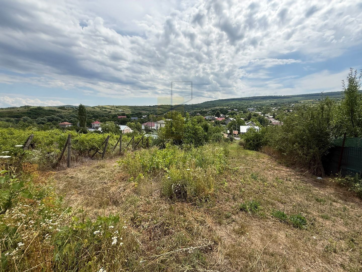 Teren in Goruni comuna Tomesti 12 km de rond Podu Ros - Poză 5